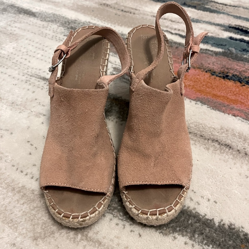 Cute blush wedges